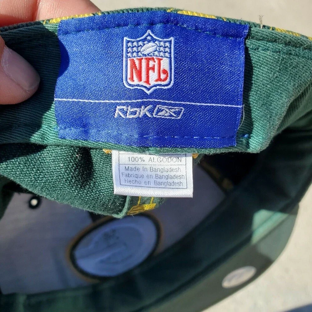 Green Bay Packers Cap Official NFL 7-5/8 Hat Cap Green Yellow Reebok Embroidered